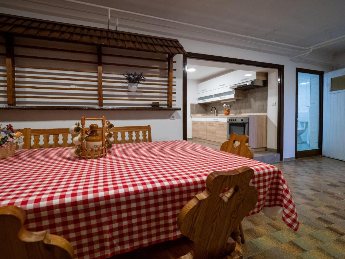 Kiara 7 Appartement Jesenice Buitenkant foto